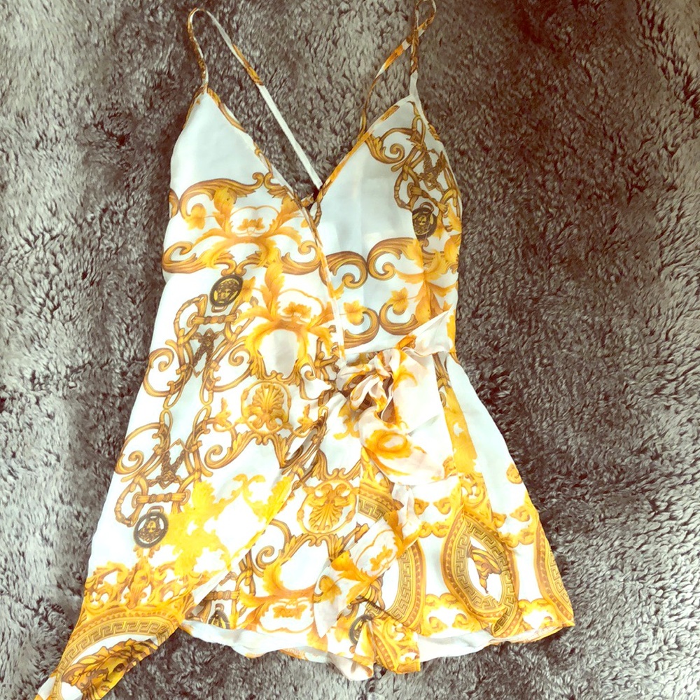NWT Pretty Little Thing Wrap Romper